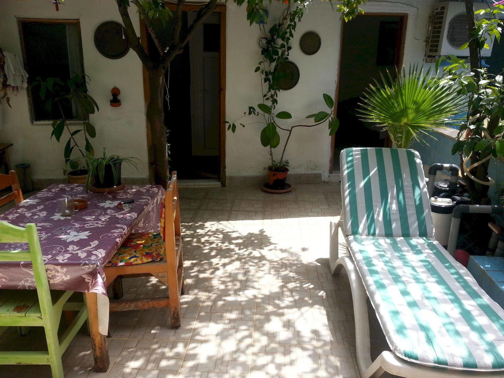 Ferah Hostel Monica'S Place Фетхие Экстерьер фото